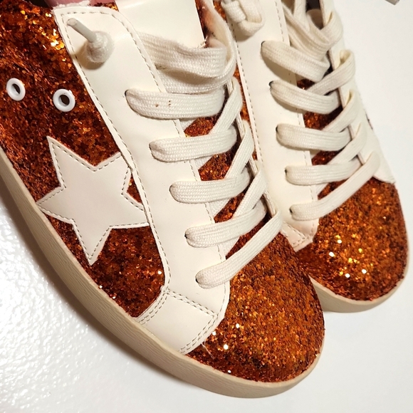 camel threads Shoes - NWT CAMEL THREADS Star of the Show Orange Glitter Snrakers, Size 9